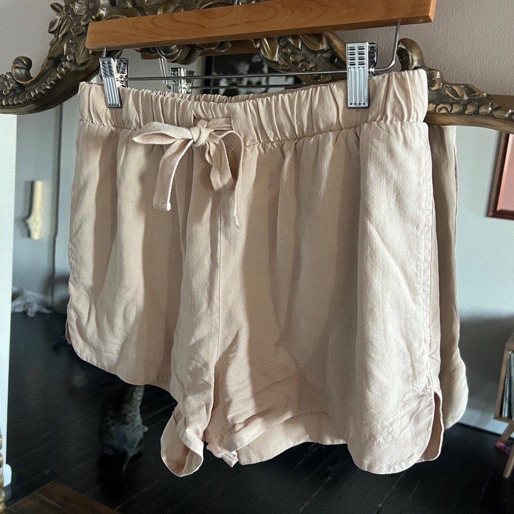 Bella Dahl Dolphin Short